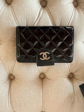 CHANEL Brilliant Quilted Patent Medium Bifold French Wallet - FULL SET📝